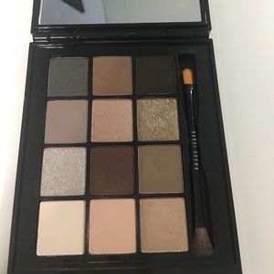 Bobbi brown eye and face palette